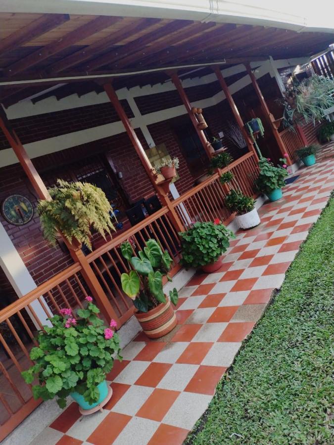 Finca Hotel La Melania Montenegro Esterno foto