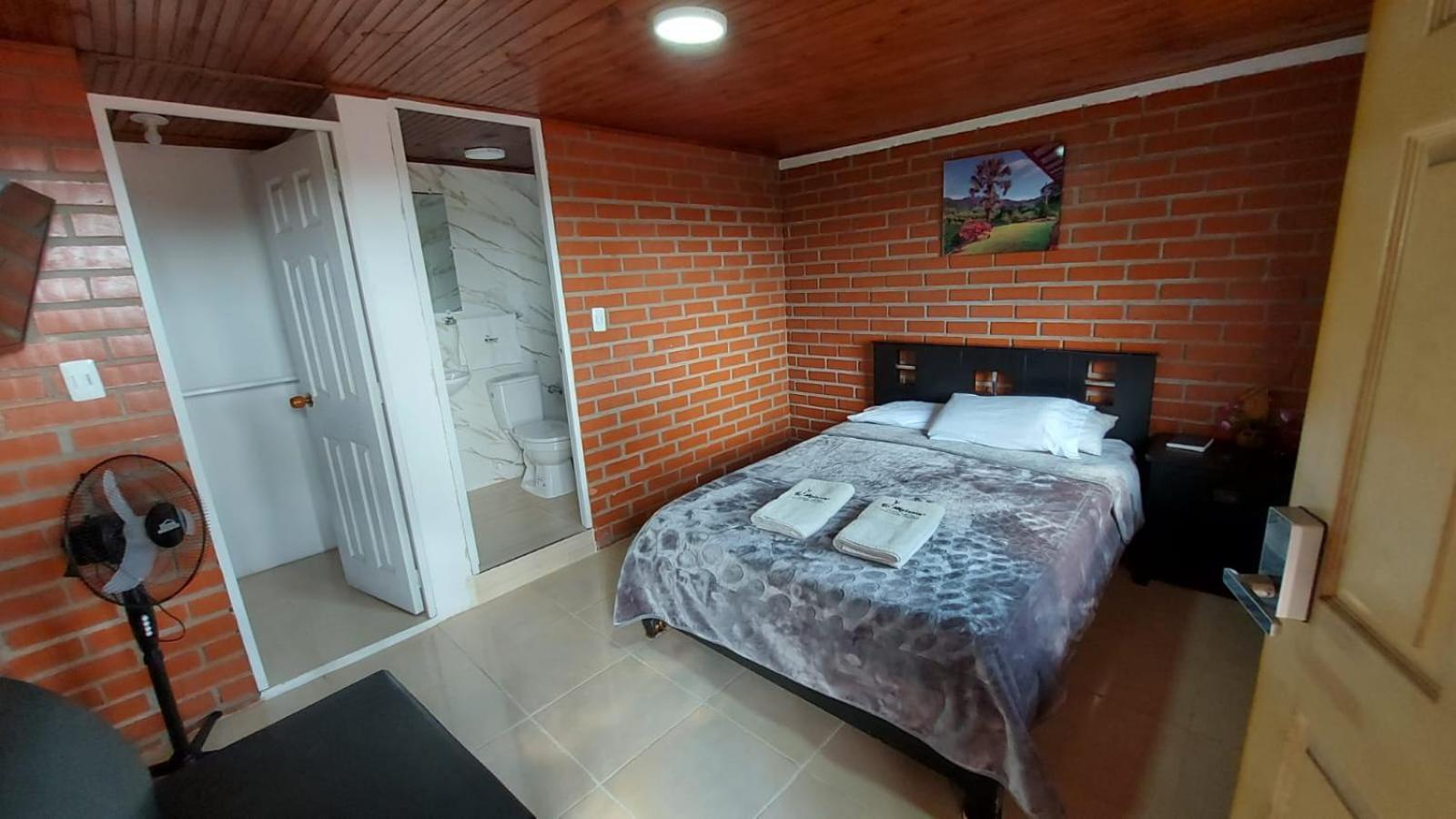 Finca Hotel La Melania Montenegro Esterno foto